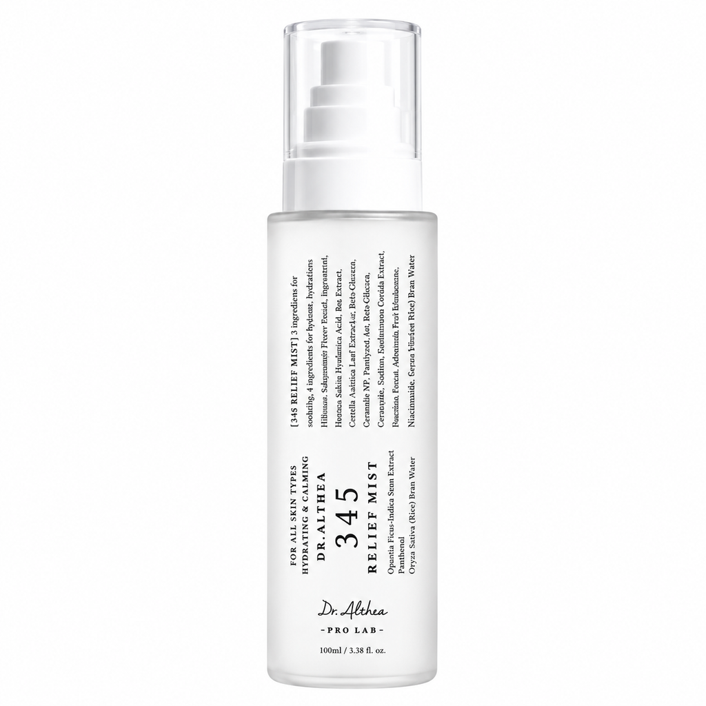 Dr. Althea 345 Relief Mist 100 ml – korejski hidratantni i umirujući sprej za lice u bijeloj bočici na čistoj bijeloj pozadini
